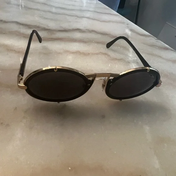 Authentic CAZAL  sunglasses - Picture 3 of 8
